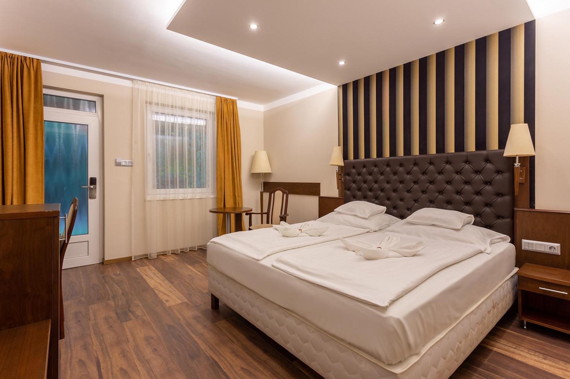 Szőnyi Garden Hotel Pest Boedapest Buitenkant foto